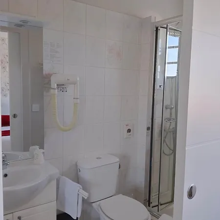 Le Mareuillais Hotel-restaurant Отель