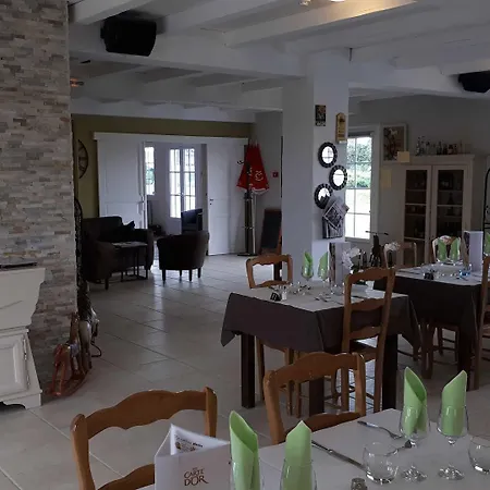 Отель Le Mareuillais Hotel-restaurant Mareuil-sur-Lay