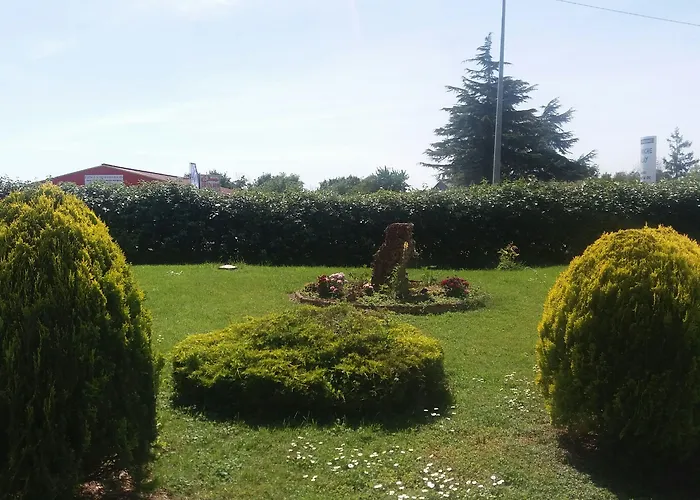 Hotel Le Mareuillais Hotel-restaurant