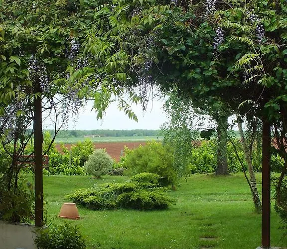 Hotel Le Mareuillais Hotel-restaurant 2*